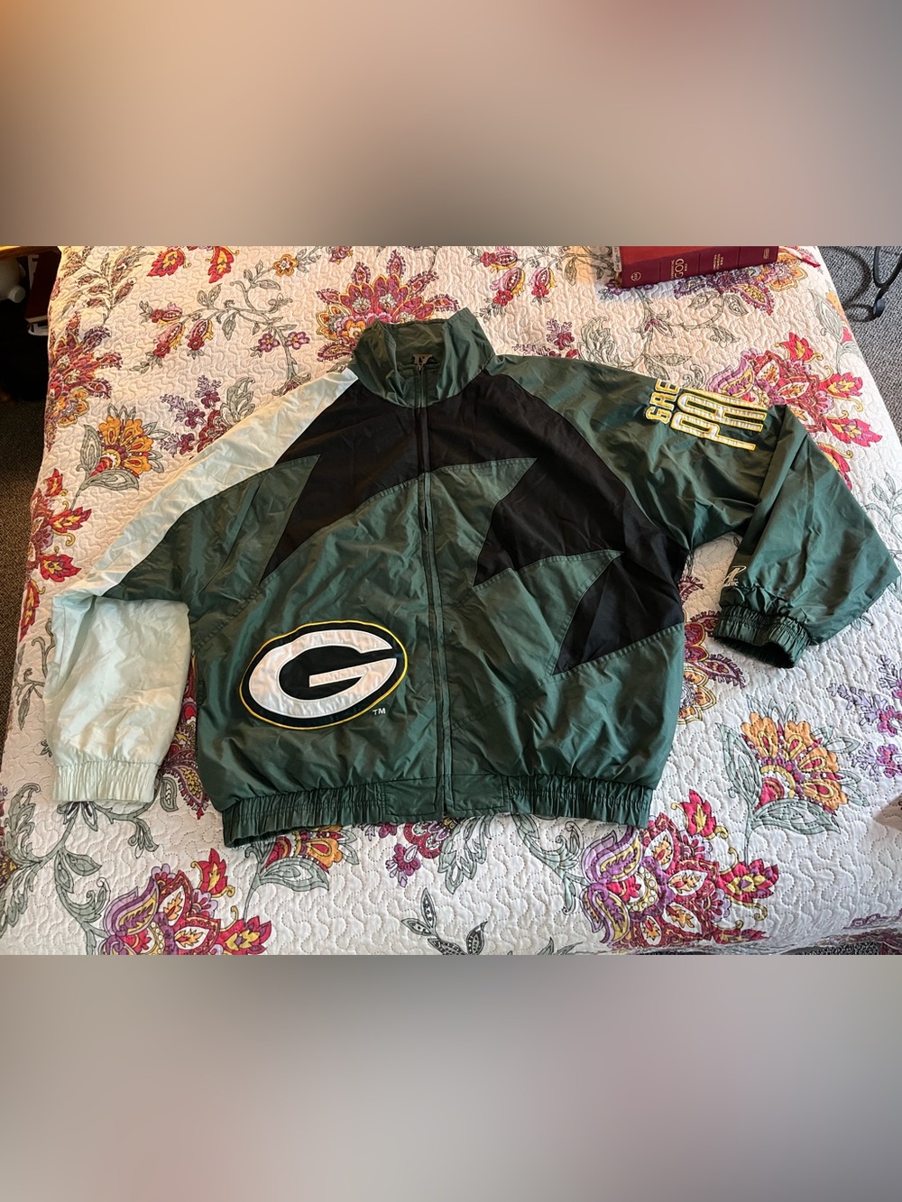 Vintage 90’s Pro Line Windbreaker Jacket XL Shark Tooth Green Bay Packers Zip